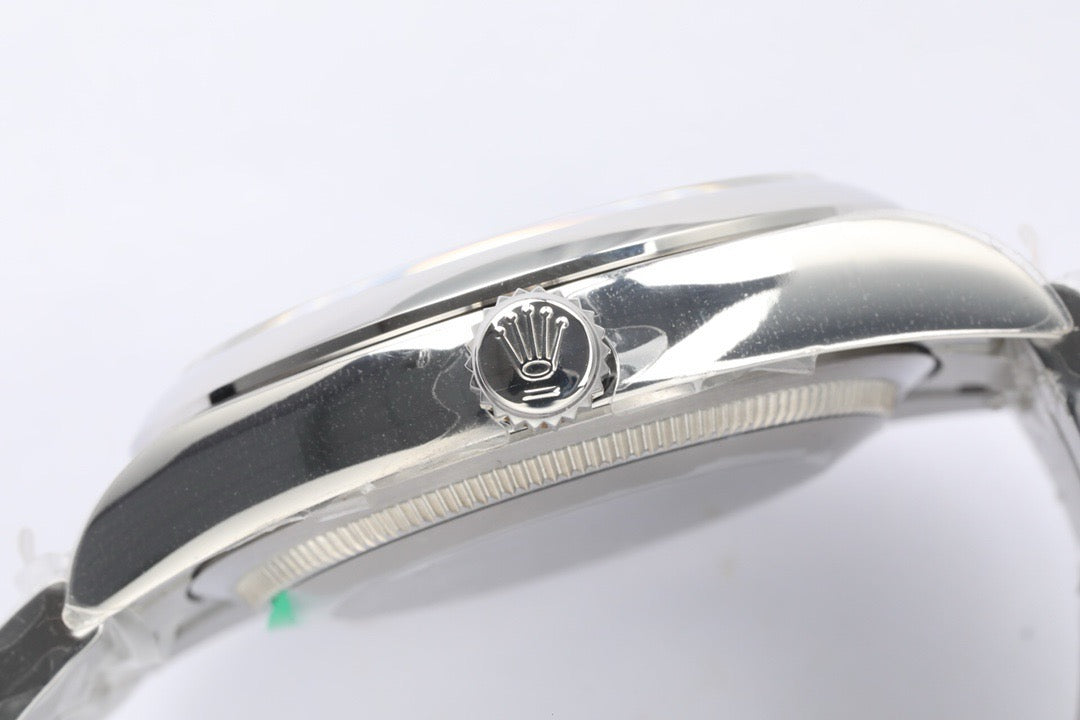 Rolex oyster constant motion series m126000-0006