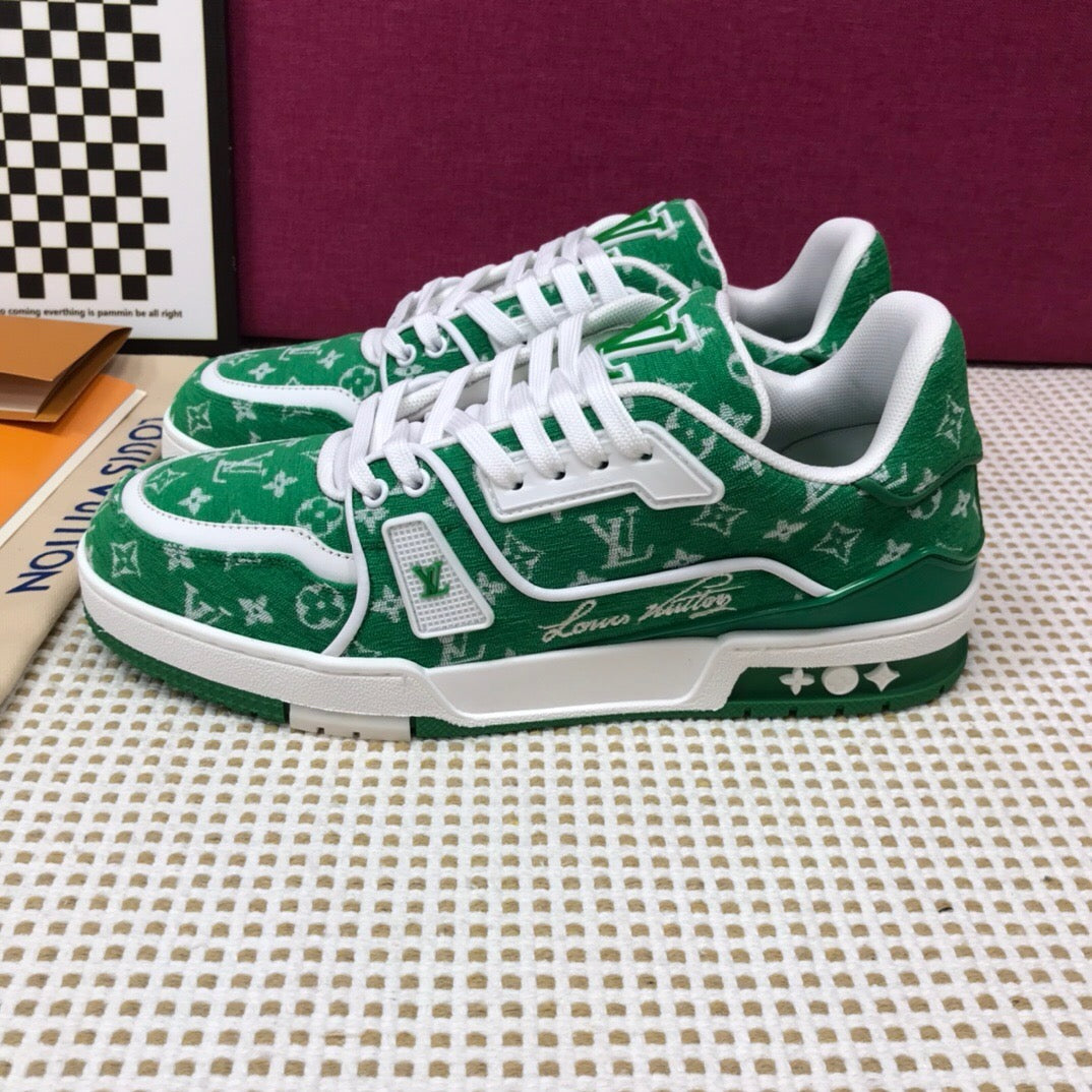 Louis Vuitton shoes Air Force one is popular in 2024(Green)