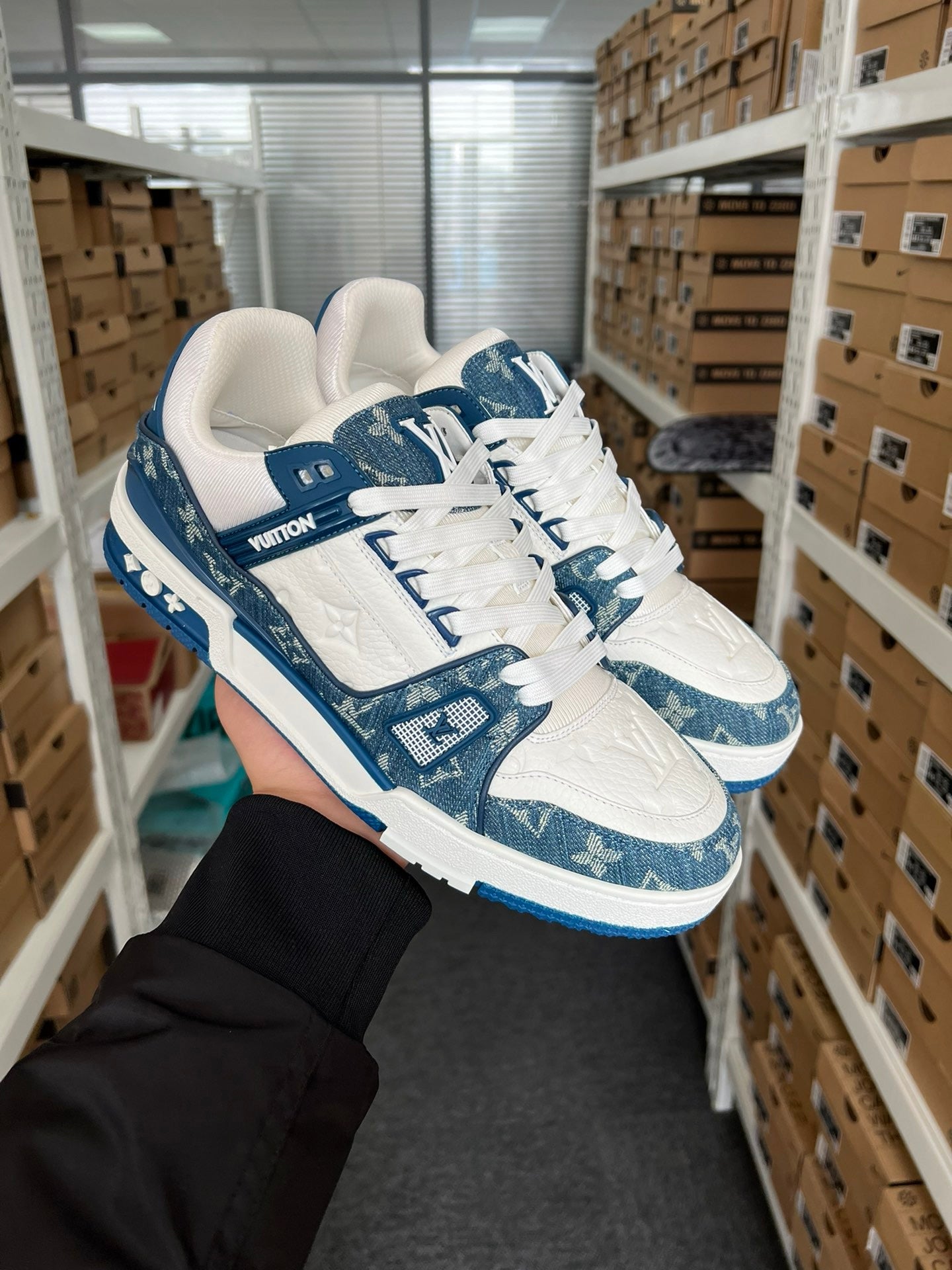 Louis Vuitton shoes Air Force one is popular in 2024(Cowboy blue)