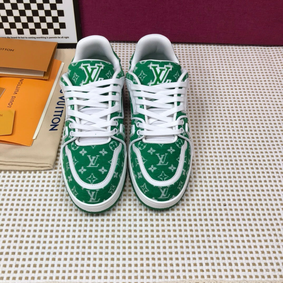 Louis Vuitton shoes Air Force one is popular in 2024(Green)