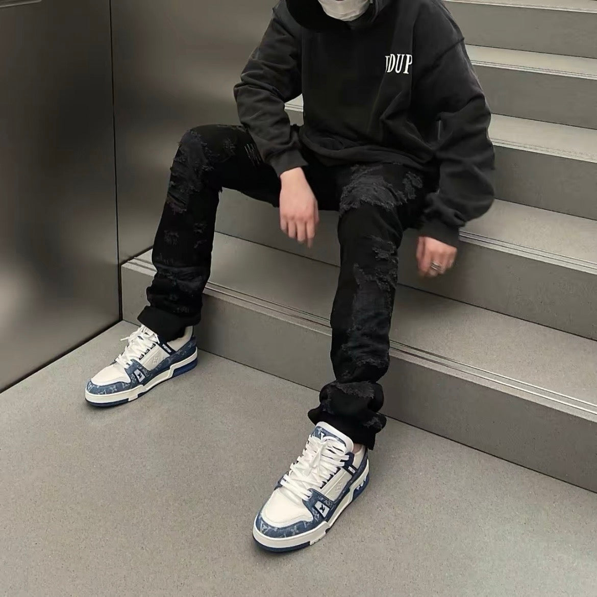 Louis Vuitton shoes Air Force one is popular in 2024(Cowboy blue)