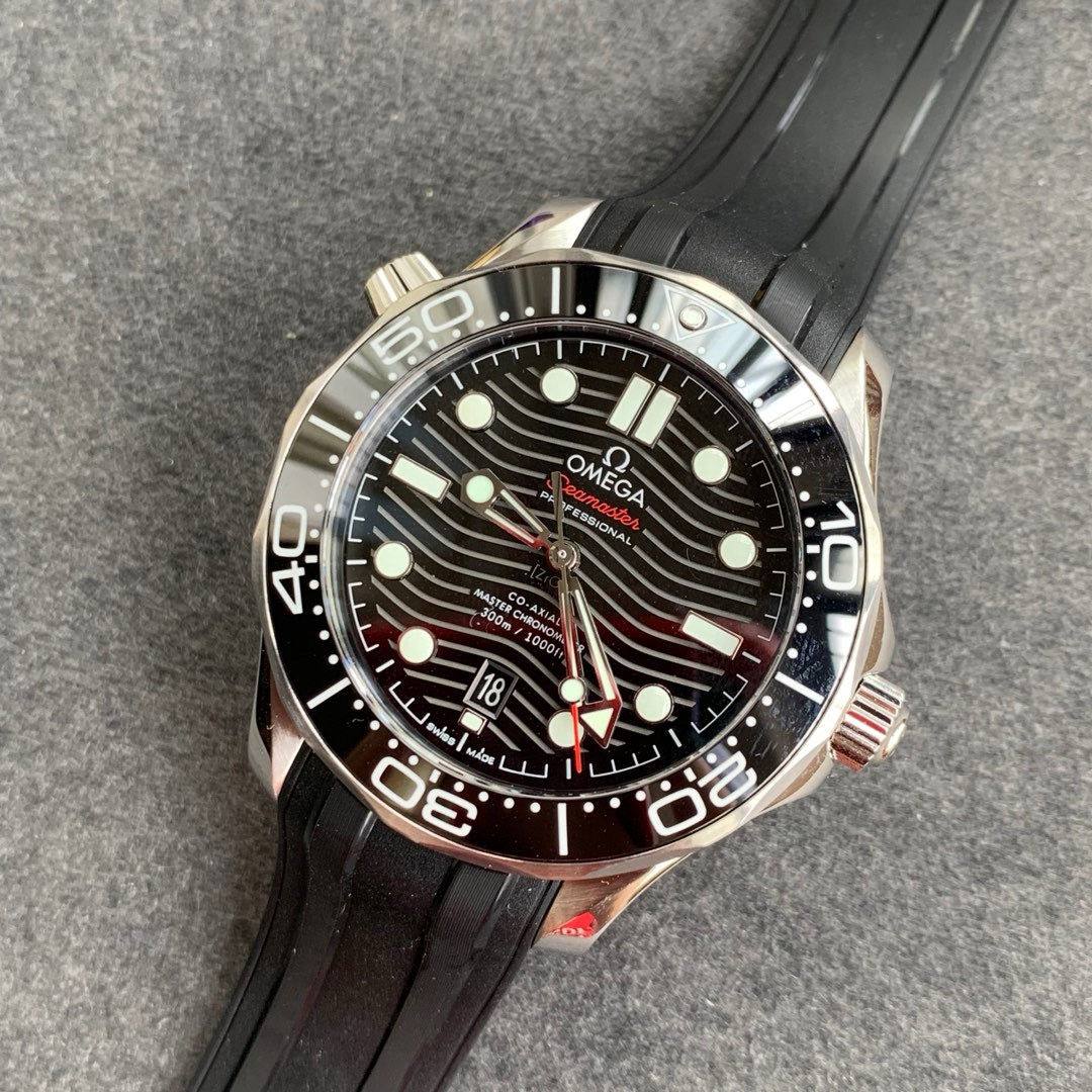 Omega new seahorse 300m