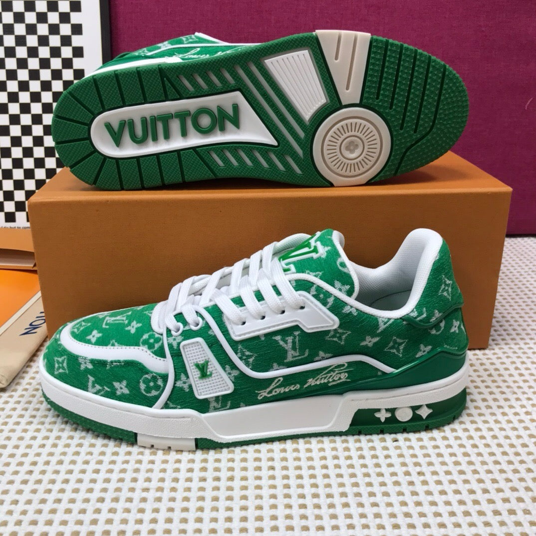 Louis Vuitton shoes Air Force one is popular in 2024（Green）