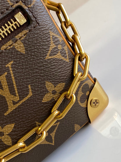 Louis Vuitton bag m68906