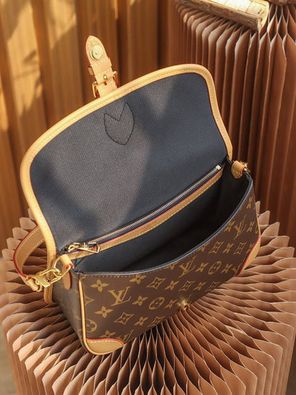 Louis Vuitton fashion series m45985