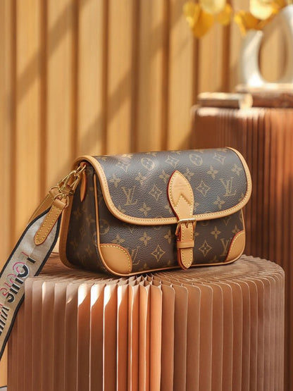 Louis Vuitton fashion series m45985