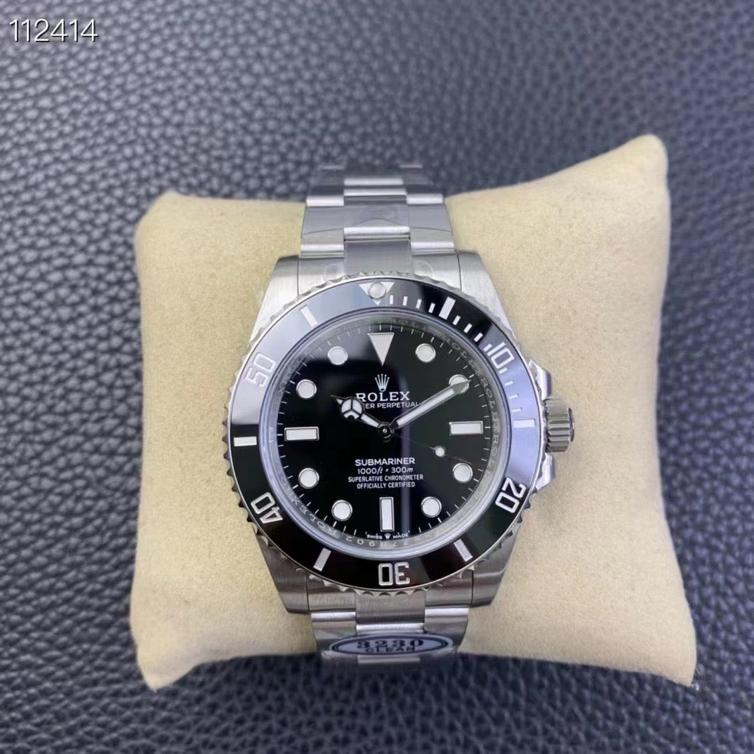 Rolex submariner series 124060-0002 black disk watch (Blackwater)